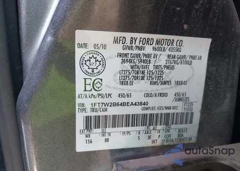 2011 Ford F-250 Lariat z USA, uszkodzony, nr VIN 1FT7W2B64BEA43840